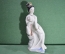 Фарфоровая статуэтка "Женщина с обнаженной грудью". Вторая половина 20 века, Азия.
