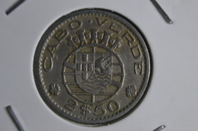 Монета 2 1/2 эскудо 1967 года. Кабо Верде (Острова Зеленого Мыса).