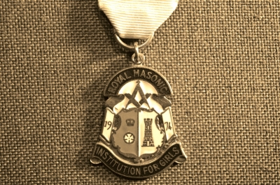 Медаль Королевского масонского института для девочек, STEWARD, Англия, 1974г.