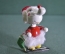 Фигурка, статуэтка "Рождественский мышонок в шапке", дерево. 