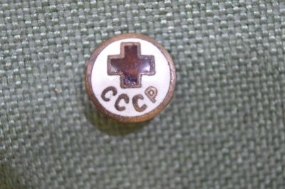 Знак, значок "Красный Крест". Медицина. Металл, эмали. СССР.