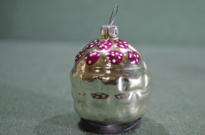 Елочная игрушка "Корзина с ягодами". Стекло. СССР, 1970-е годы