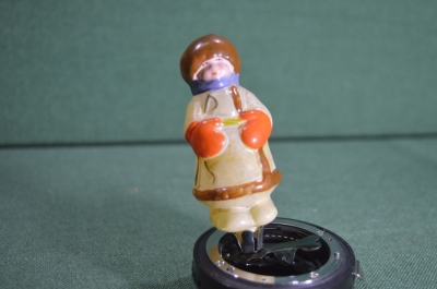 Игрушка елочная на прищепке "Филиппок. Мужичок с ноготок", 1950-1960-е годы. СССР