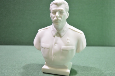 Бюст белый, Иосиф Виссарионович Сталин. 16 см. Искусственный мрамор.