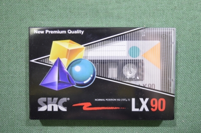 Аудиокассета новая "SKC LX90". Корея. 