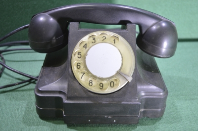 Телефон советский карболитовый, черный, дисковый. СССР.
