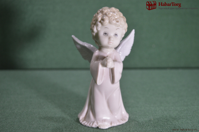 Фарфоровая статуэтка "Ангел, молящийся ангелочек". Pavone, Италия.