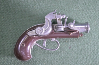 Игрушка пистолет миниатюрный под пистоны "Пират Pirate". СССР. 