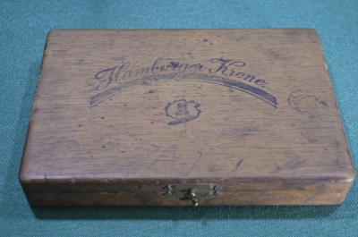 Коробка старинная деревянная от сигар "Flor Fina Hamburger Krone". 