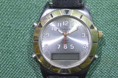 Часы наручные "OMAX", кварцевые, водозащищенные. Будильник, хронометр. Япония.