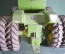 Трактор "Джон Дир", John Deere, большая коллекционная модель с водителем. Металл. 