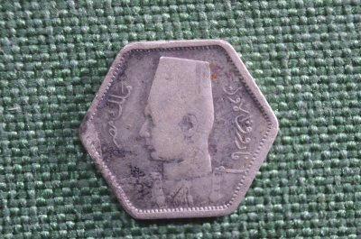 Монета 2 пиастра 1944 года, Египет, король Фарук. Серебро.
