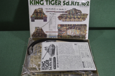 Сборная модель Немецкий Танк "Тигр II, Королевский Тигр". King Tiger Sd.Kfz 182. 1/48. Fuman. 