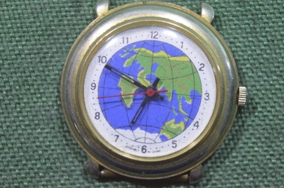Часы наручные "Глобус". Механика, Китай. В ремонт.