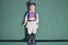 Кукла "Мужчина в жилетке и сапогах". Национальный костюм.