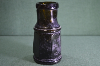 Старинная бутылка, граненая бутылочка, французская горчица. Темное стекло. Россия до 1917 г .