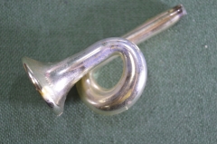 Елочная стеклянная игрушка "Труба, музыкальный инструмент". Стекло, подвес. СССР