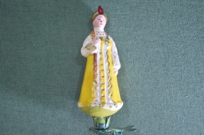 Елочная игрушка стеклянная "Девушка красавица с косой, Царевна". Стекло, прищепка. #2
