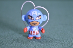 Брелок "Супермэн", голубой. Капитан Америка, Супермен. Пластик.