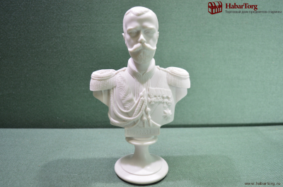 Царь Николай II (Николай Второй). Бюст, белый. Искусственный мрамор. 25 см.