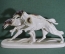 Композиция, статуэтка фаянсовая "Две борзые, собаки на охоте". Фаянс. Hertwig & Co (Хертвиг). 