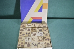 Игра детская, кубики деревянные "Азбука". Алфавит, рисунки. Полный комплект, дерево. СССР. 