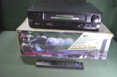 Видеомагнитофон LG W21Y. В оригинальной коробке с пультом. Корея. 1990-е годы.