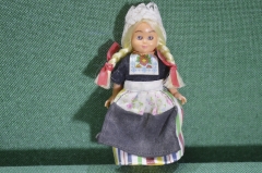 Кукла куколка в национальной одежде "Швейцария". Винтаж периода СССР.
