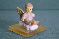 Статуэтка фигурка "Ангел с цветами ангелочек". Композитный материал.