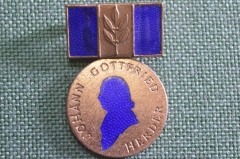 Знак, значок, медаль Herder Johann Gottfried 1957 год. Общество Германо-Советской дружбы. ГДР.