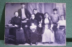 Фотография старинная групповая, 8 человек.