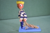 Деревянная статуэтка, фигурка 