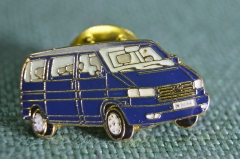 Знак, значок "Автомобиль Caravelle, Фольксваген". Каравелла. Синий. Volkswagen. Цанга. #1