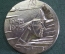 Медаль настольная "Никто не забыт, ничто не забыто. 30 лет Победы, 1945 - 1975 гг". СССР. #3