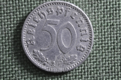 Монета 50 рейхспфеннигов, пфеннигов 1940 года A. Рейх. Германия.