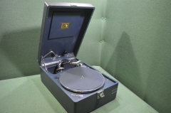 Патефон старинный довоенный "His Master's Voice 102" Отлично работает, хороший звук. Великобритания.