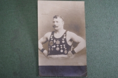 Фотография, фотокарточка "Иван Заикин, русский борец". Издание А.И. Центер, С-Петербург. Чистая.
