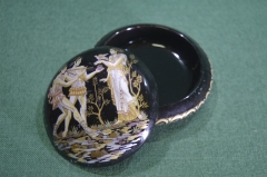 Шкатулка, мелочевница керамическая. Античный сюжет. Позолота. Terracotta, 24 K gold. Греция.