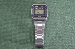 Часы наручные электронные "Casio". Винтаж. Япония. 1970е.