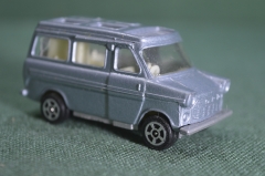 Машинка, автомобиль "Ford Transit Caravan". Модель. Martin Walter, Corgi Juniors. Великобритания.