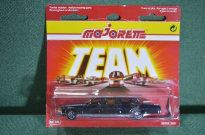 Модель машинка "Cadillac Limousine". Majorette. Блистер. Винтаж. Таиланд.