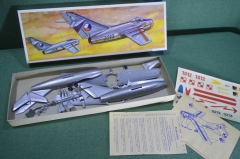 Модель сборная, самолет советский "MIG-15, МИГ". Полный комплект. Авиация. ГДР. 1970-е годы.