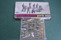 Солдатики "Русские советские солдаты гвардия". Набор в коробке. 1:72. Esci. Винтаж.