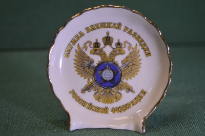 Плакетка фарфоровая настольная "СВР Служба Внешней Разведки". Кузнецовский Фарфор. #1