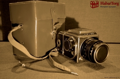 Фотоаппарат KIEV 80 ("Салют", "КИЕВ 80"), с кофром. СССР